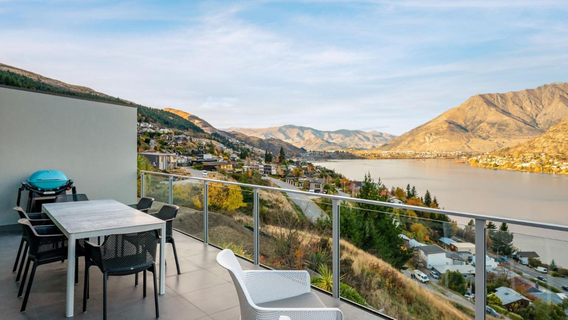 Tahuna Vista-Fire Place-Hot Tub -Free Parking -Bbq Queenstown Zewnętrze zdjęcie